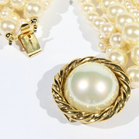 Vintage Carolee 8 Strand Faux Pearl Necklace, Still in Like New Condition - Picture 7 of 8